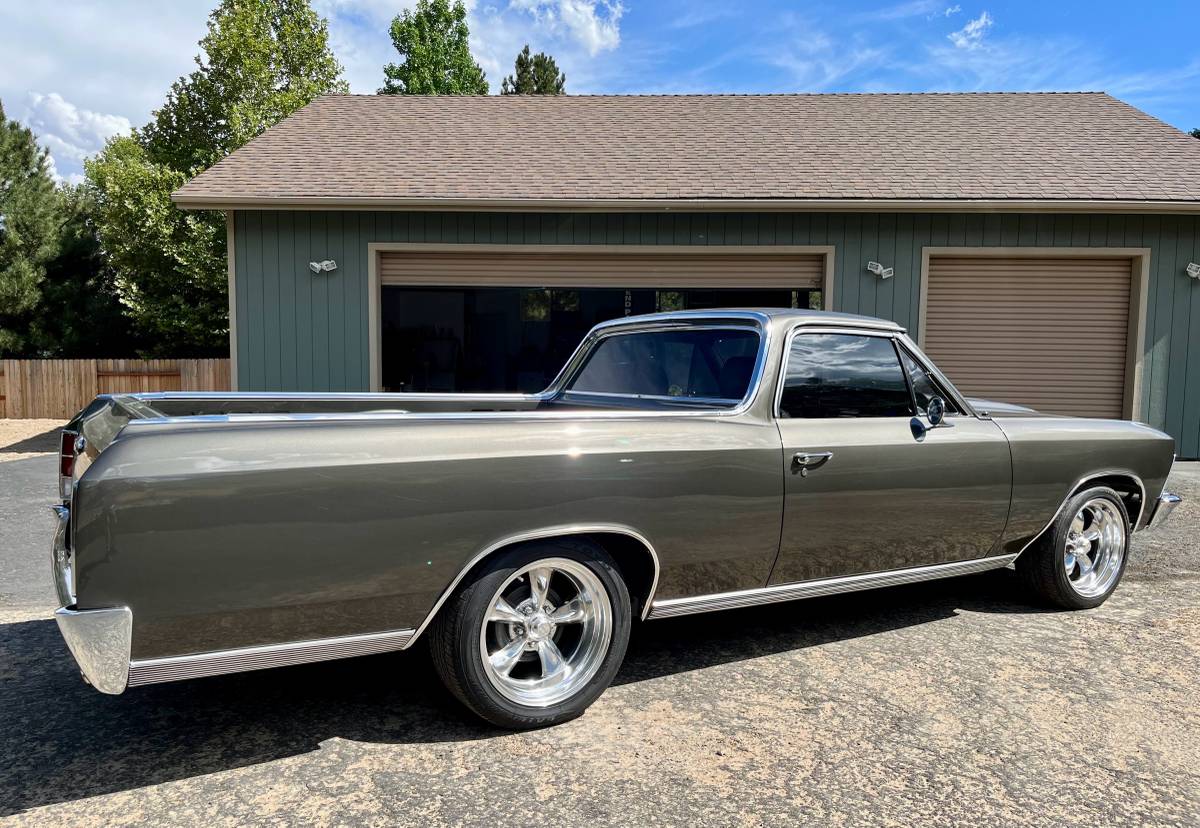 Chevy-el-camino-1966-grey-1