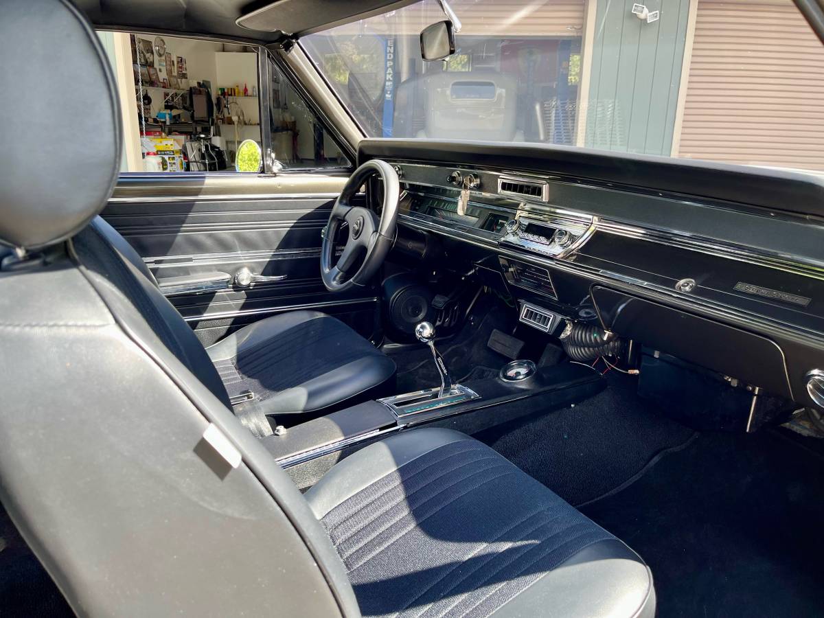 Chevy-el-camino-1966-grey-4