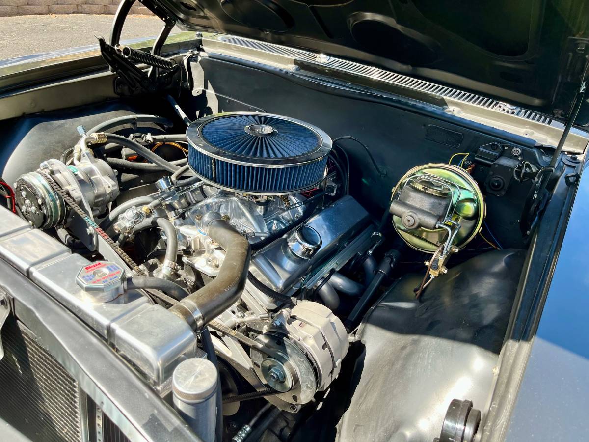 Chevy-el-camino-1966-grey-7