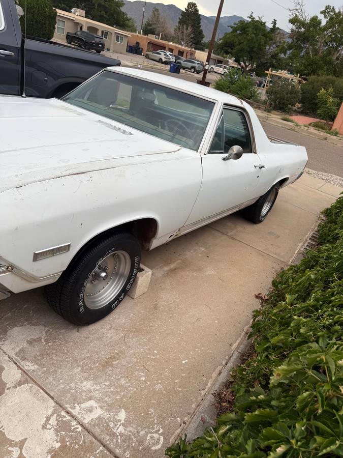 Chevy-el-camino-1968-white