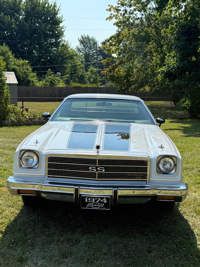 Chevy-el-camino-1974-white-1