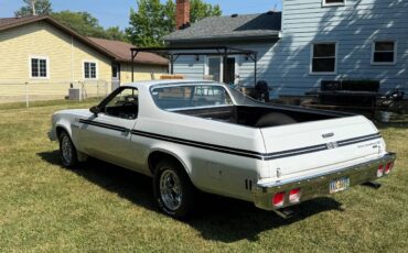 Chevy-el-camino-1974-white-4