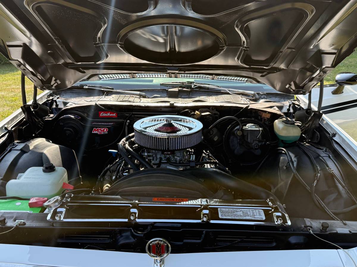 Chevy-el-camino-1974-white-8
