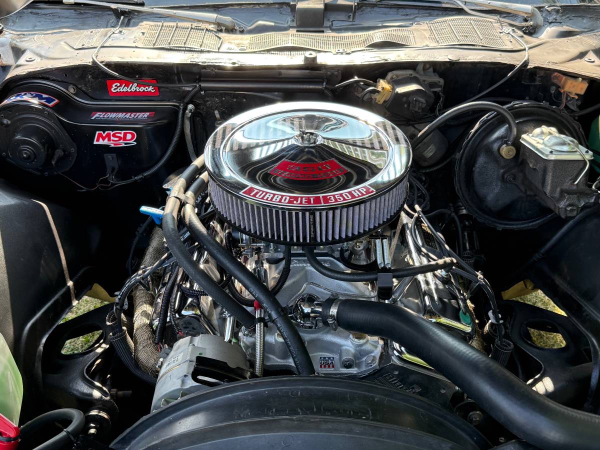 Chevy-el-camino-1974-white-9
