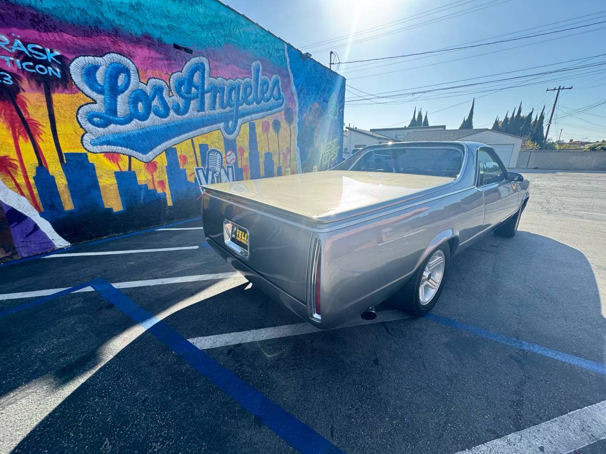 Chevy-el-camino-1983-silver-1