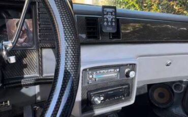Chevy-el-camino-1983-silver-10