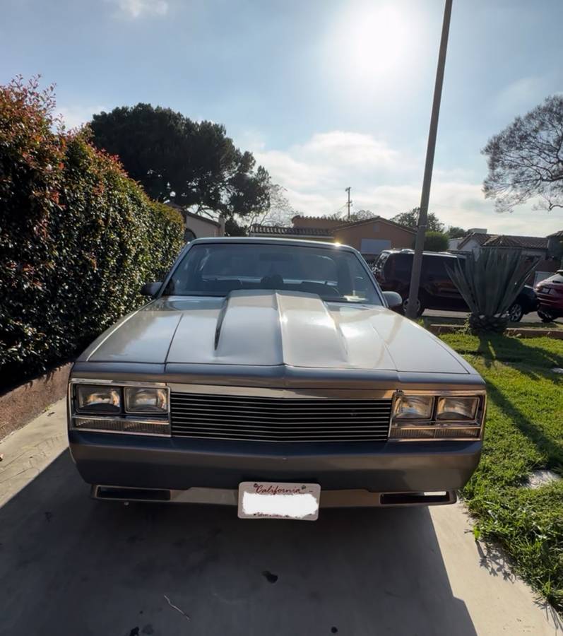 Chevy-el-camino-1983-silver-4