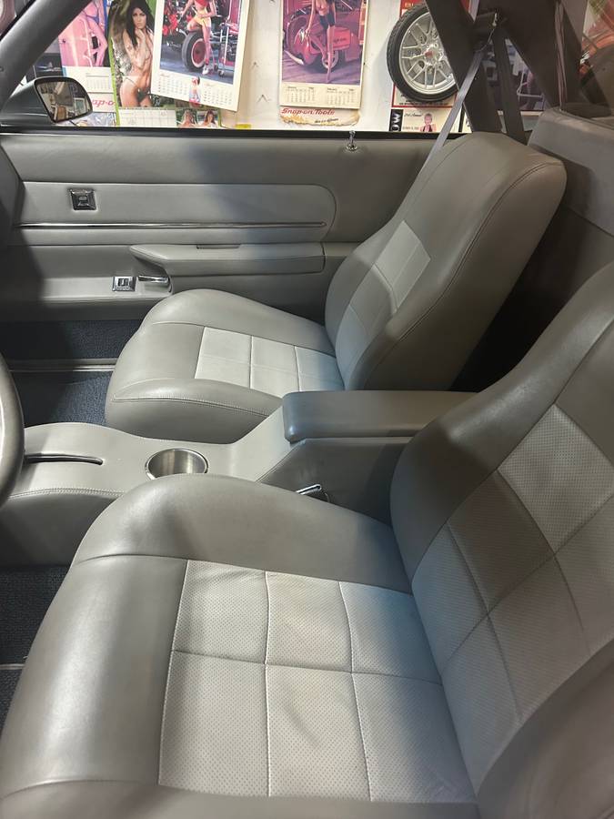 Chevy-el-camino-1987-silver-8