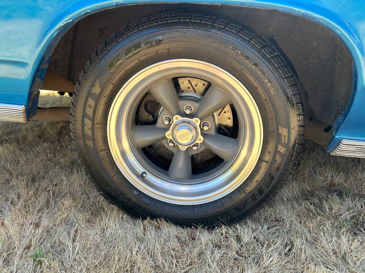 Chevy-el-camino-malibu-1966-blue-8
