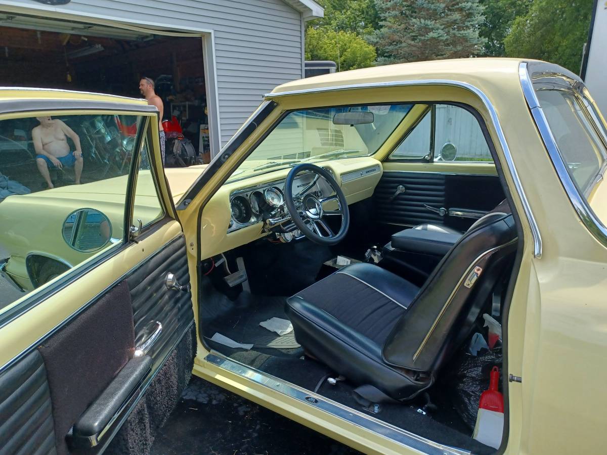 Chevy-elcamino-1964-yellow-8