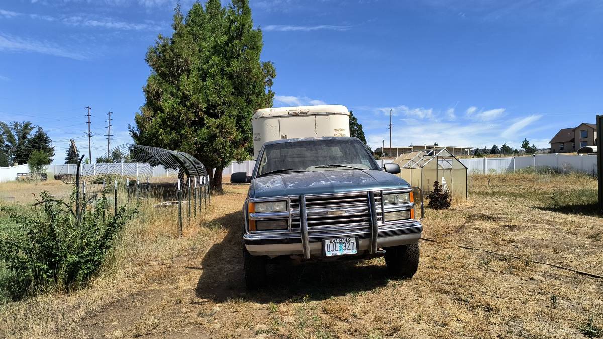 Chevy-express-2500-1995-green
