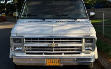 Chevy-falcon-get-away-camper-van-1990