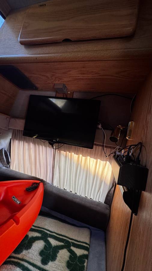 Chevy-falcon-get-away-camper-van-1990-9