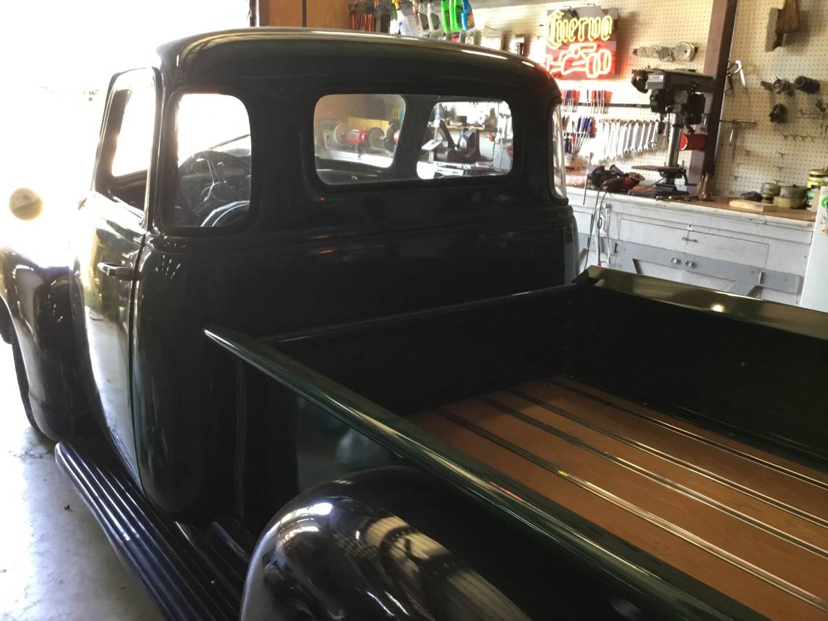 Chevy-five-window-pick-up-1952-green-1