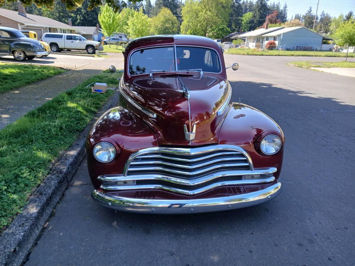 Chevy-fleet-master-sedan-1946-custom-2
