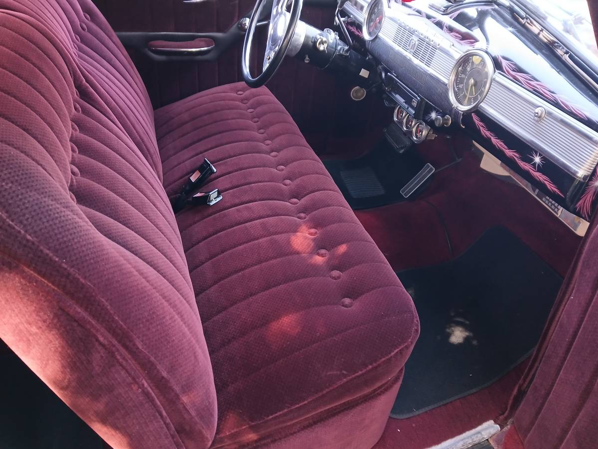 Chevy-fleet-master-sedan-1946-custom-3