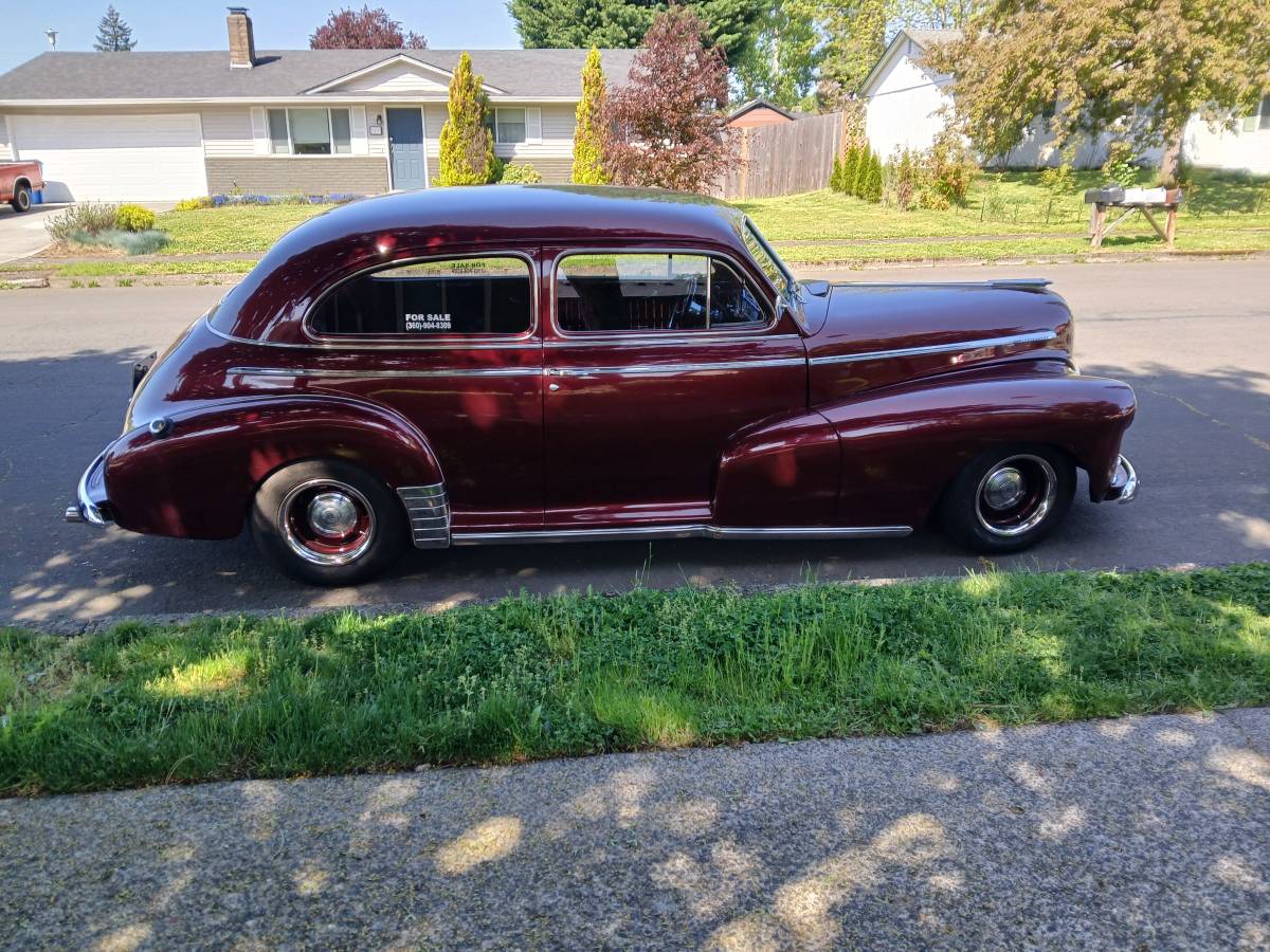 Chevy-fleet-master-sedan-1946-custom