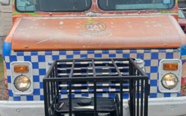 Chevy-food-truck-1989-orange-15