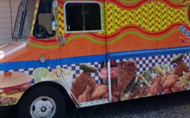 Chevy-food-truck-1989-orange