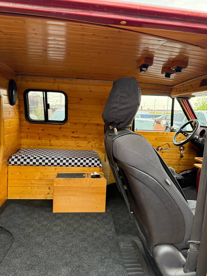 Chevy-g-20-van-1981-red-3