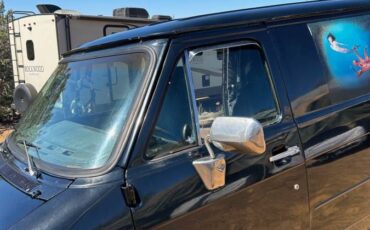Chevy-g10-1982-black-10