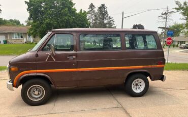 Chevy-g10-van-1978-brown