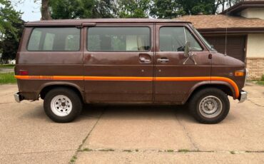 Chevy-g10-van-1978-brown-7