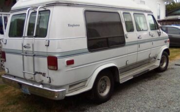 Chevy-g20-1994-white-2