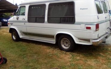 Chevy-g20-1994-white
