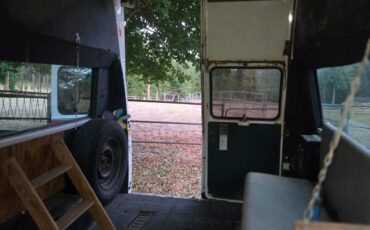 Chevy-g20-cargo-van-1995-white-3