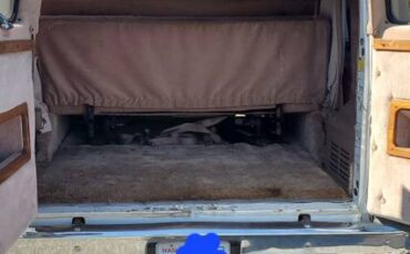 Chevy-g20-conversion-camper-rv-1990-white-12