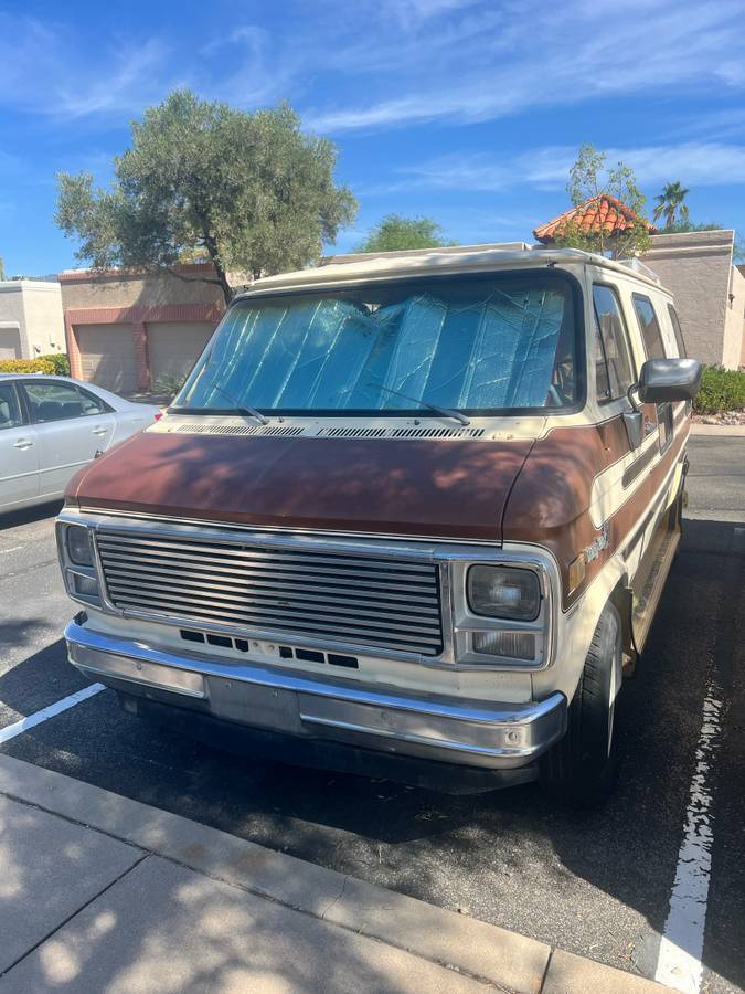 Chevy-g20-van-1981-brown-1