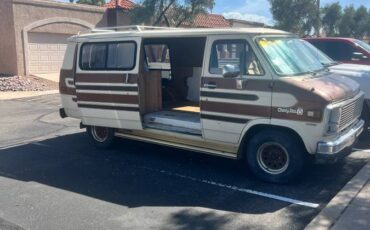 Chevy-g20-van-1981-brown