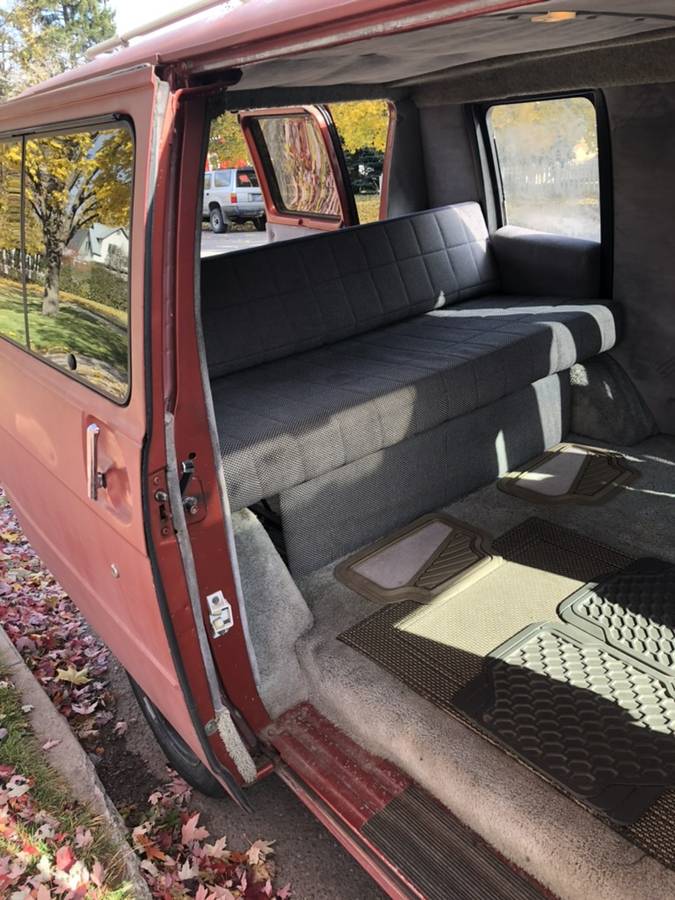 Chevy-g20-van-1985-11