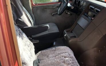 Chevy-g20-van-1985-12