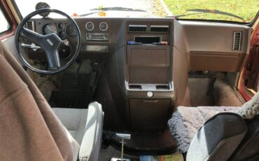 Chevy-g20-van-1985-4