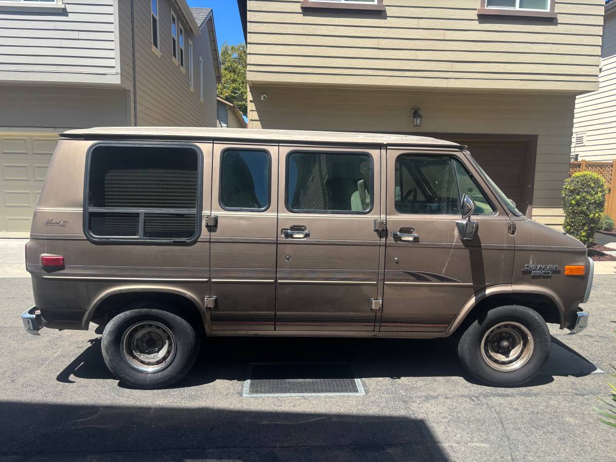 Chevy-g20-van-1995