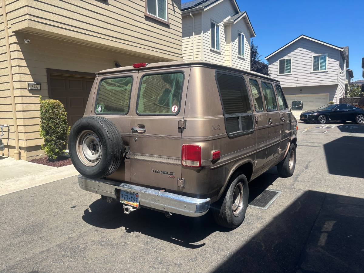 Chevy-g20-van-1995-2