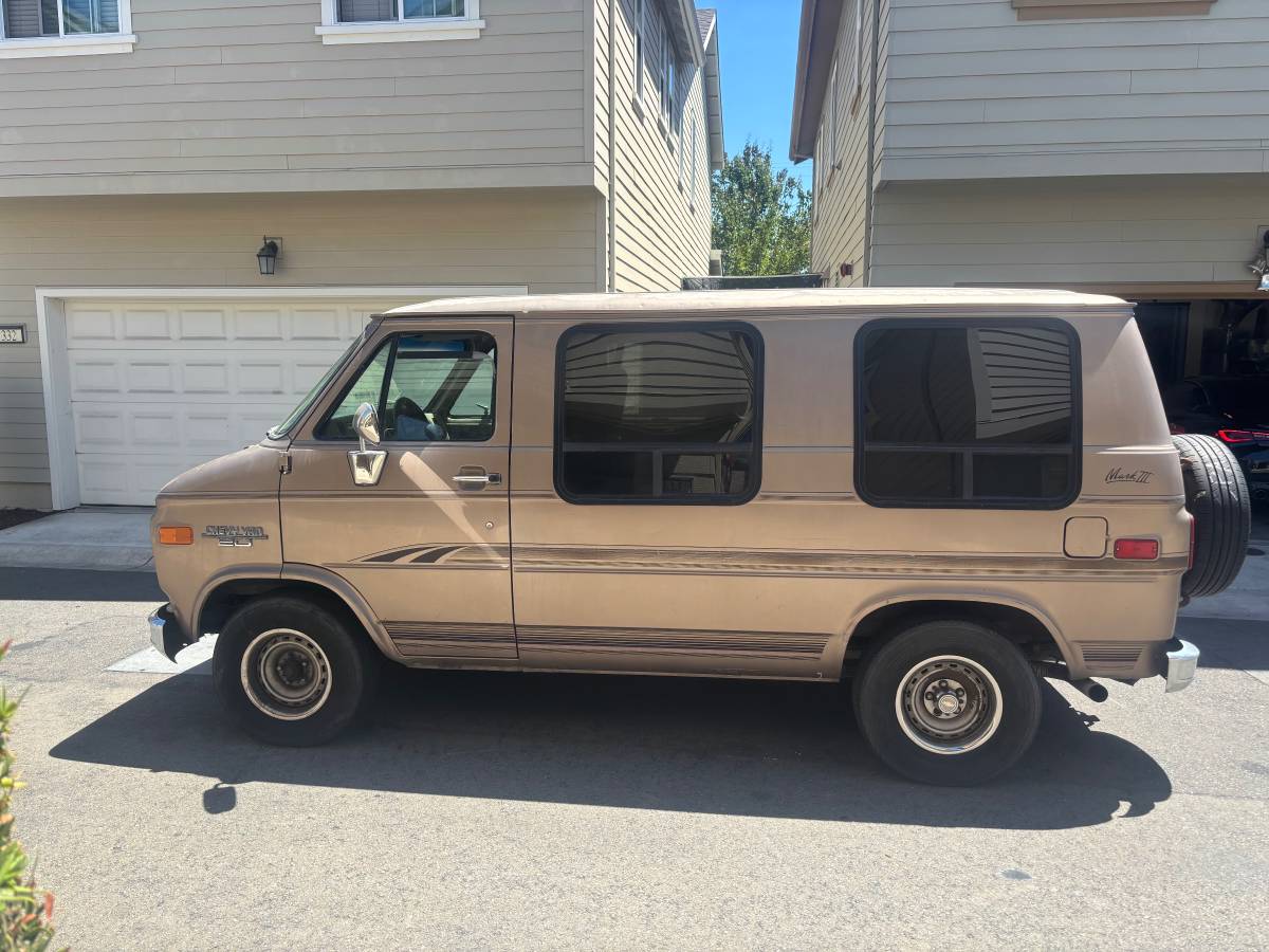 Chevy-g20-van-1995-8
