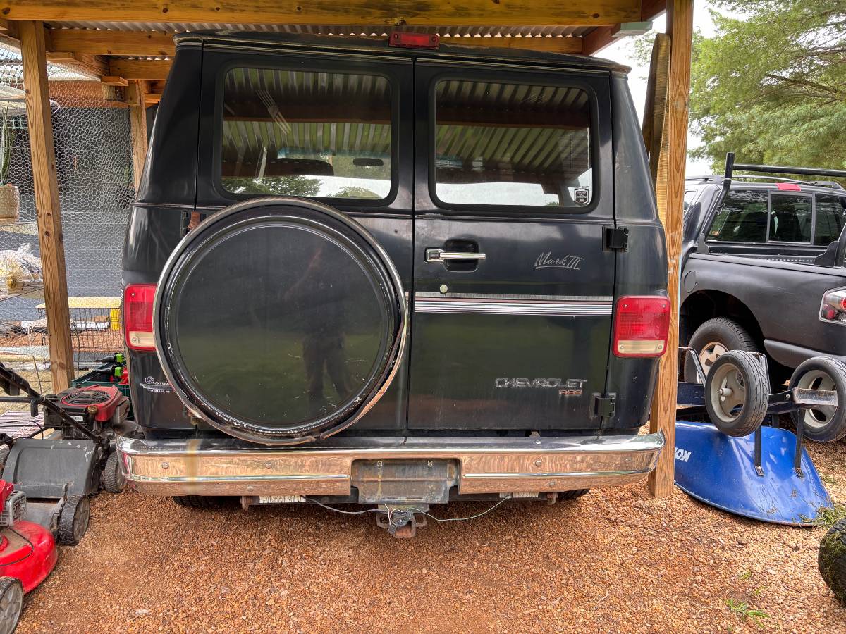Chevy-g20-van-1995-black-3