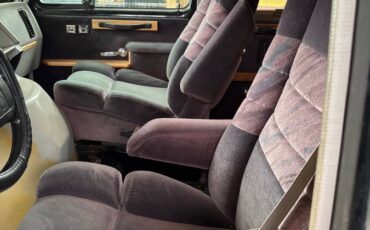 Chevy-g20-van-1995-black
