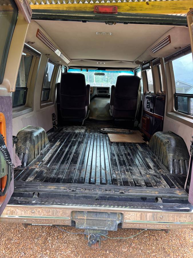 Chevy-g20-van-1995-black-6