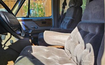 Chevy-g20-van-1995-white-7