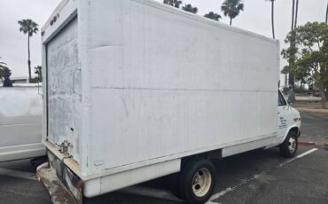 Chevy-g30-1986-white-2