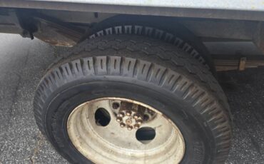 Chevy-g30-1986-white-3
