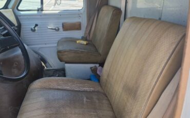 Chevy-g30-1986-white-4