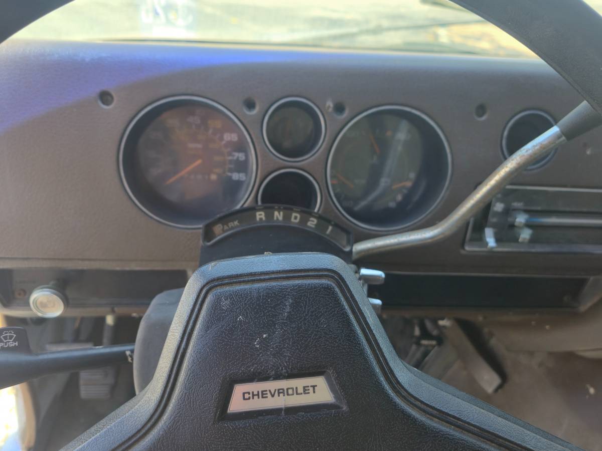 Chevy-g30-1986-white-5