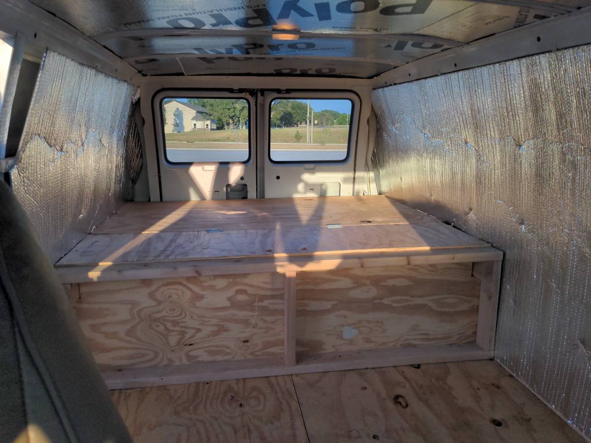 Chevy-g30-1994-white-10
