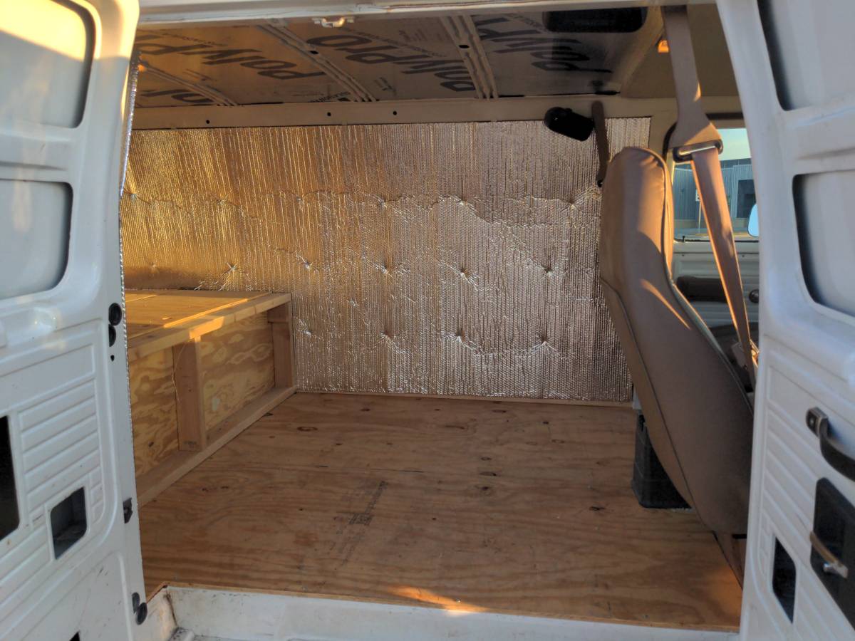 Chevy-g30-1994-white-9