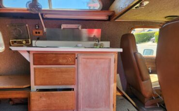 Chevy-g30-van-1976-brown-2
